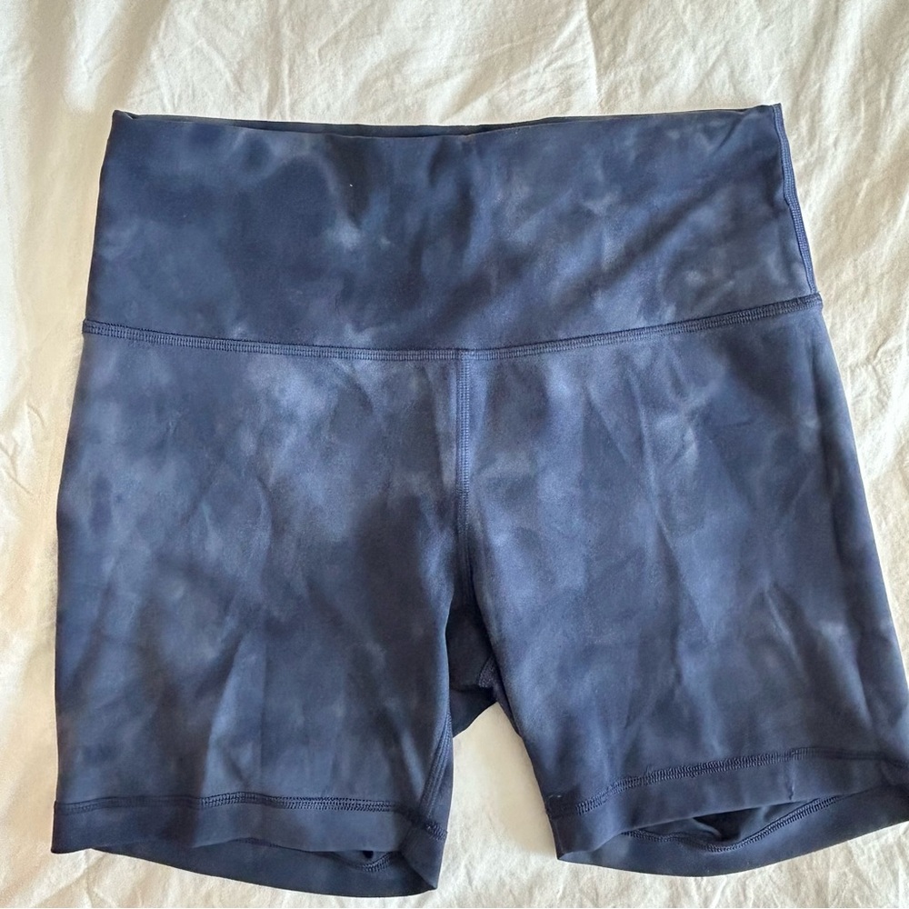 Lululemon bike shorts